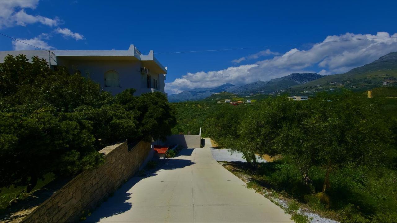Gratelia Studio Damnoni Exterior photo